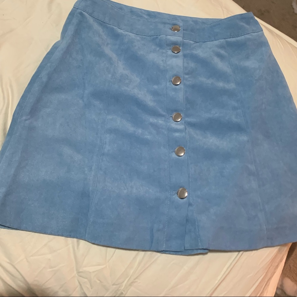 ❤️H&M buttoned skirt